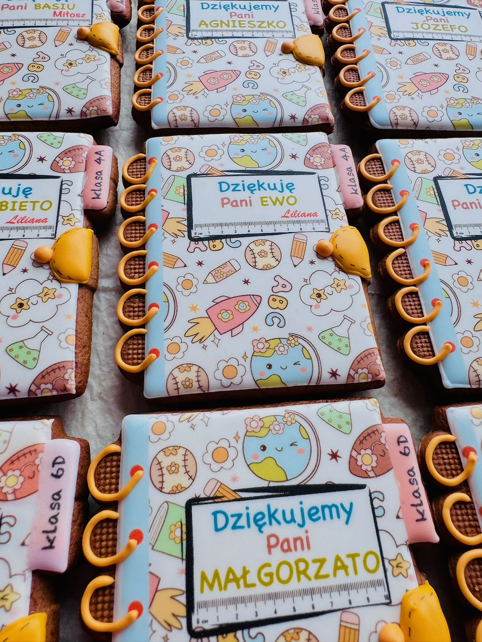 Piernikowe ciastko kształcie dzienniczka