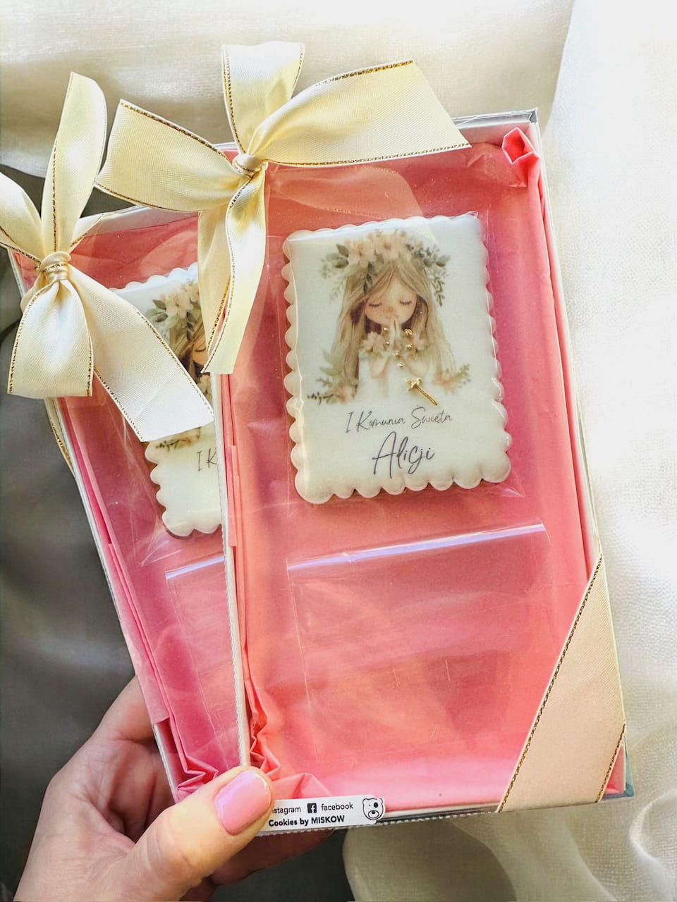 Pudełko na piernik z miejscem na banknoty pieniężne