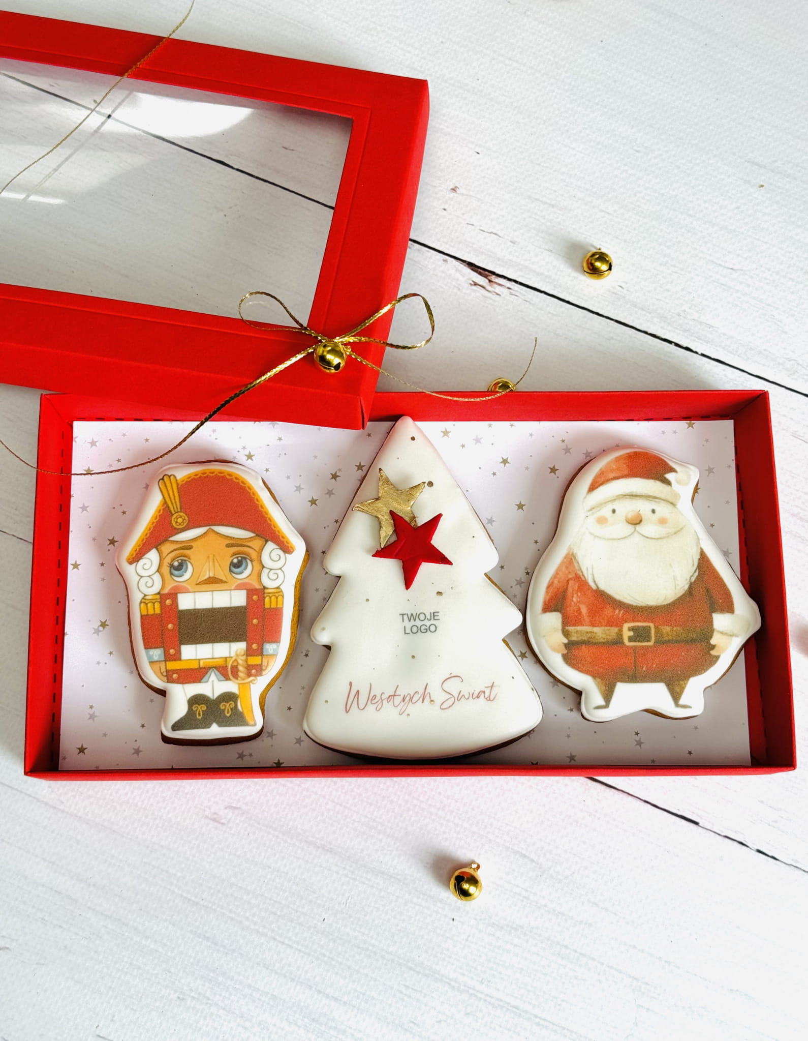 świąteczny zestaw dziadek do orzechów mikołaj i piernikowa choinka