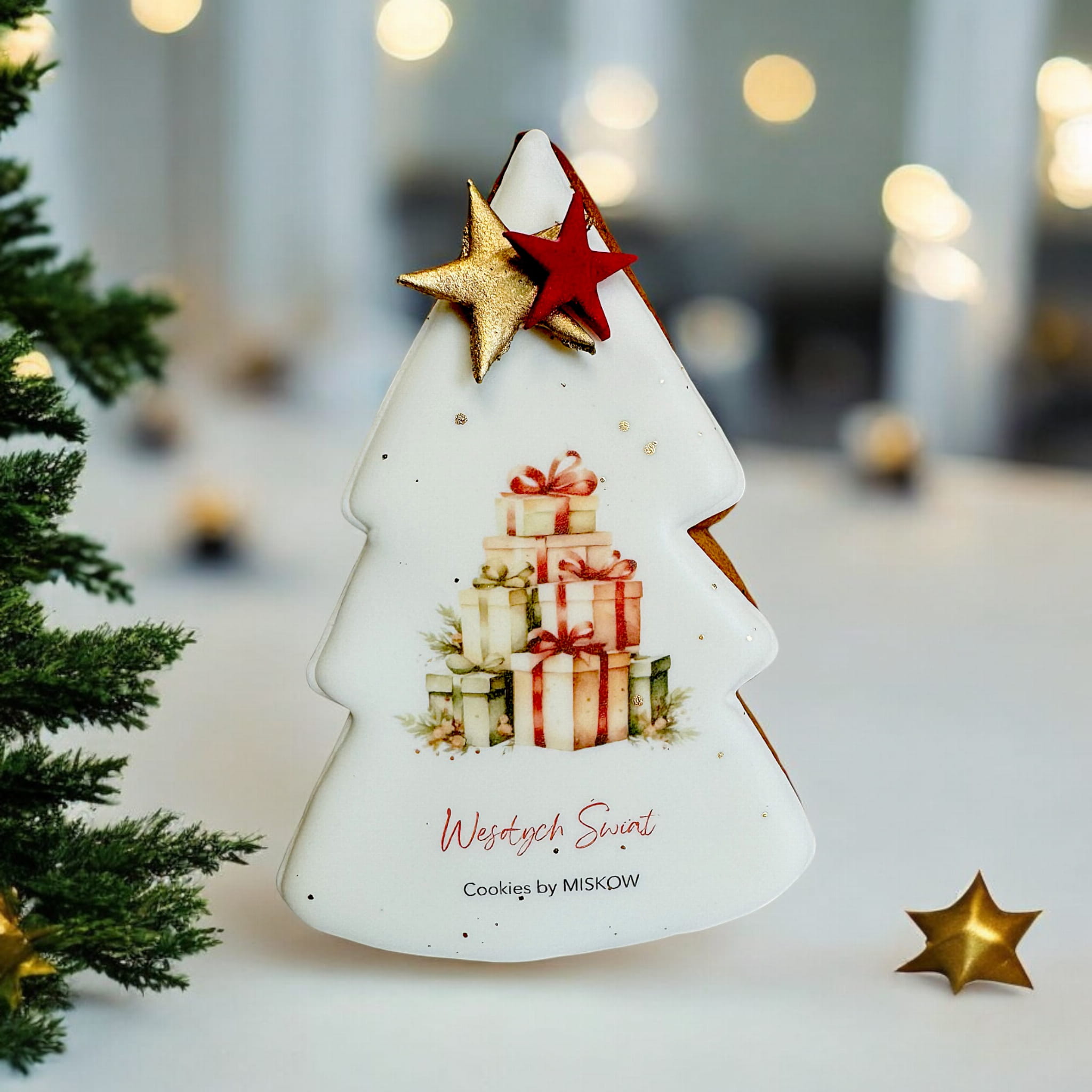 Choinka piernikowa z logo pełna prezentów